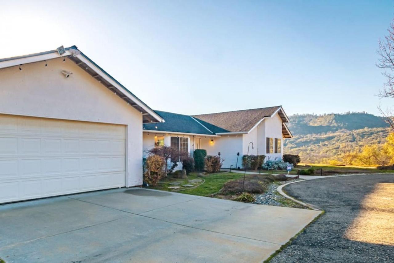 Fairy Tale 13-Acre Sunset Villa At Windy Gap Valley Near Yosemite Ahwahnee Exterior photo